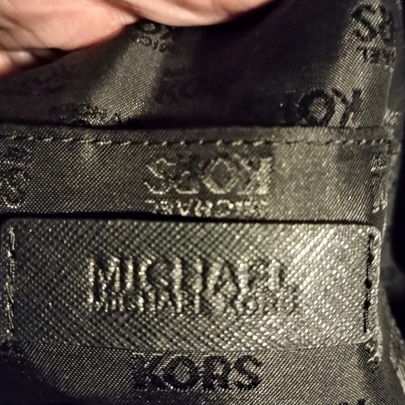 Michael Kors large Jet  Set Tote Bag - Picture 14 of 14